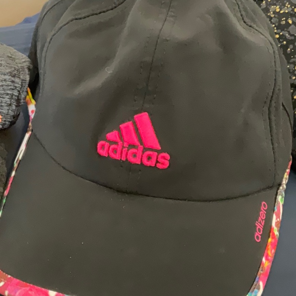 3 ADIDAS Workout Out Hats - Picture 3 of 5